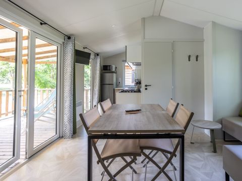 Mobilhome 6 personnes - Premium Morgon - 3 chambres avec sanitaires