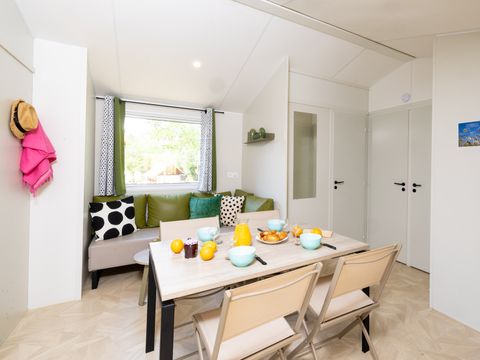 Mobilhome 6 personnes - Premium Morgon - 3 chambres avec sanitaires