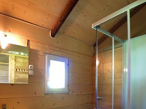 Tente en toile et en bois 6 personnes - Cabane Hivernet Premium 3 ch avec sanitaires