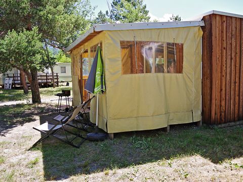 Lodge 4 personnes - Confort Premium avec sanitaires