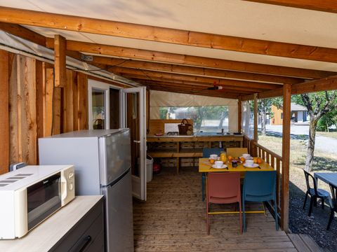Mobilhome 4 personnes - Mobilodge confort Premium avec sanitaires