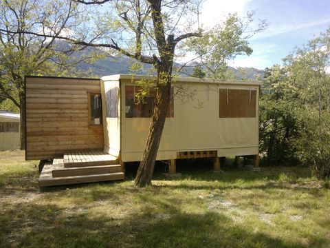 LODGE 5 personnes - Ecolodge Végétalisé Nature sans sanitaire