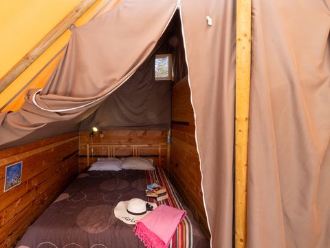 Tente en toile et en bois 5 personnes - Nature - Sans sanitaire