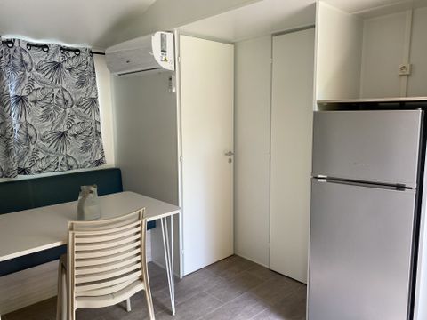 MOBILHOME 4 personnes - 2 chambres avec climatisation Nesasio