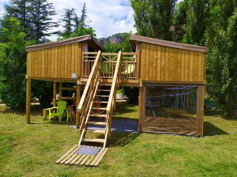 HÉBERGEMENT INSOLITE 4 personnes - Camp étoile "Eric"