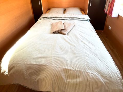 HÉBERGEMENT INSOLITE 3 personnes - Roulotte Jean Paul