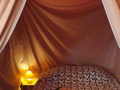 Tente en toile et en bois 4 personnes - Tente Canada