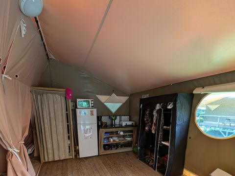 Tente en toile et en bois 4 personnes - Tente Canada