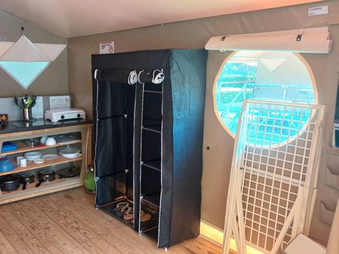 Tente en toile et en bois 4 personnes - Tente Canada