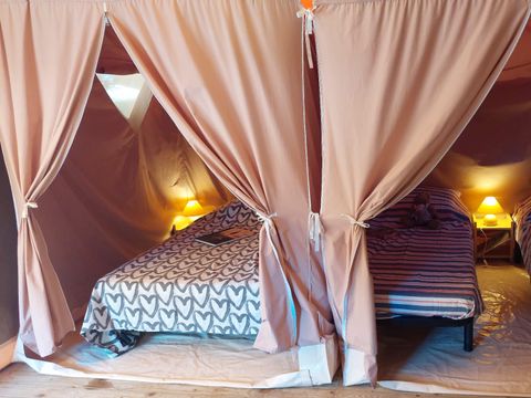 Tente en toile et en bois 4 personnes - Tente Canada