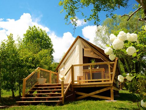 Tente en toile et en bois 5 personnes - Tente Lodge Confort - Avec sanitaires