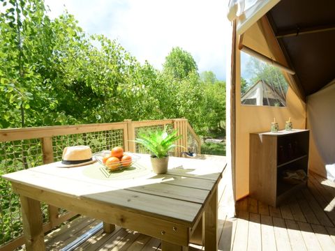 Tente en toile et en bois 5 personnes - Tente Lodge Confort - Avec sanitaires