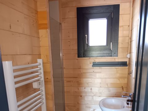 CHALET 5 personnes - Chalet Enjoy 2 Chambres (5 pers)