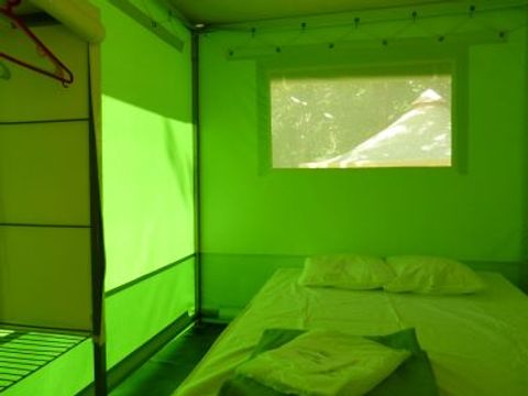 TENTE 5 personnes - LODGE STANDARD (SANS SANITAIRES)
