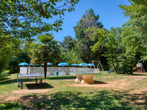 Flower Camping les Nauves - Camping Dordogne - Image N°8
