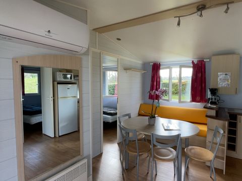 MOBILHOME 6 personnes - Mobilhome Confort 33,5 m² 3 chambres + terrasse semi  couverte + Clim