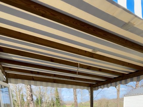 MOBILHOME 6 personnes - Mobilhome Confort 33,5 m² 3 chambres + terrasse semi  couverte + Clim