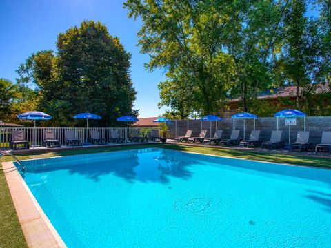 Flower Camping les Nauves - Camping Dordogne