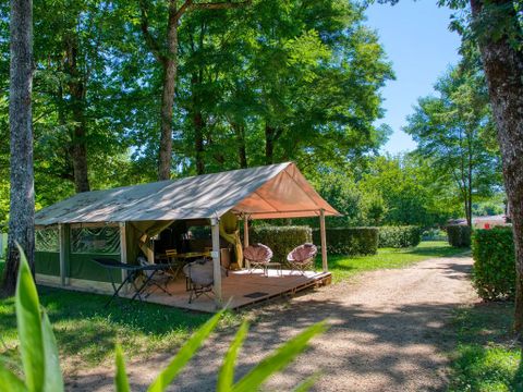 Flower Camping les Nauves - Camping Dordogne - Image N°9