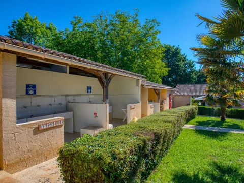 Flower Camping les Nauves - Camping Dordogne - Image N°30