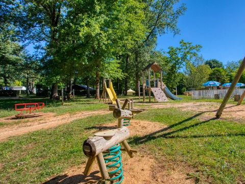 Flower Camping les Nauves - Camping Dordogne - Image N°21