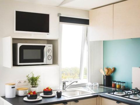 MOBILHOME 4 personnes - CONFORT  23m² - 2 chambres + terrasse couverte