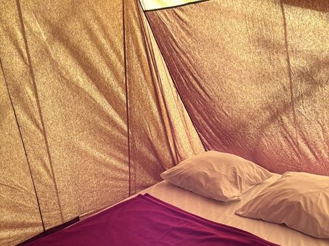 TENTE 5 personnes - Tente toute équipée 29m² - 3 chambres (sans sanitaires)