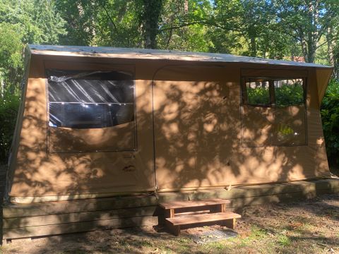 TENTE 5 personnes - Tente toute équipée 29m² - 3 chambres (sans sanitaires)