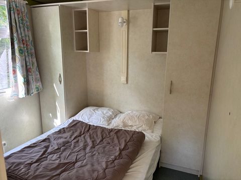 CHALET 5 personnes - Club 5 TV - 32m² avec terrasse couverte - 2 chambres
