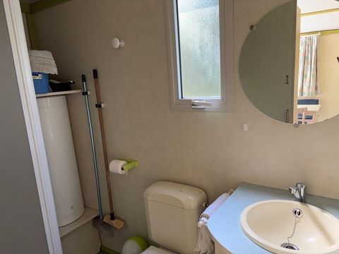 CHALET 5 personnes - Club 5 TV - 32m² avec terrasse couverte - 2 chambres