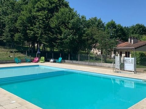 Le Petit Bois 46 - Village de gites et Camping - Camping Lot - Image N°4