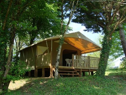 Tente en toile et en bois 4 personnes - Lodge Canada Classic