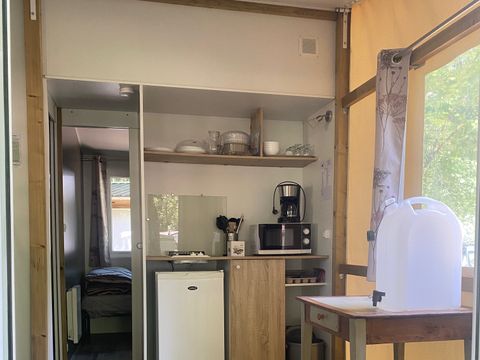 BUNGALOW 4 personnes - Tithome (sans sanitaires)