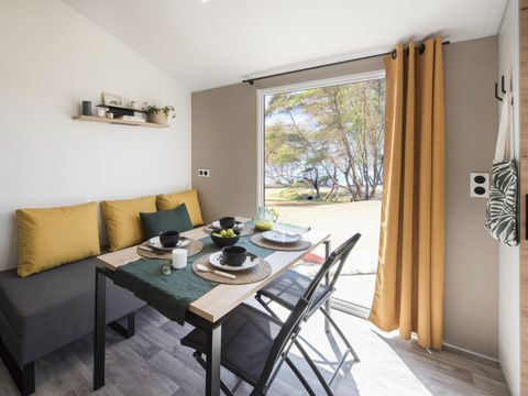 MOBILHOME 6 personnes - Malaga Trio - 3 Chambres -  30 m2 (+ Terrasse semi couverte 11 m2) 6 personnes