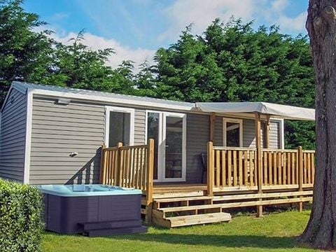 MOBILHOME 6 personnes - Premium Exclusive | 3 Ch. | 6 Pers. | Terrasse Simple | Jacuzzi