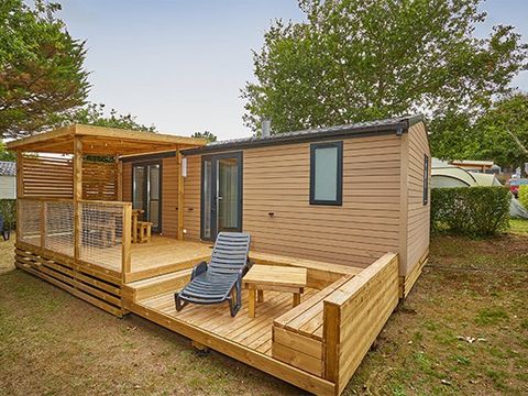 MOBILHOME 6 personnes - Ultimate | 3 Ch. | 6 Pers. | Terrasse surélevée | 2 SDB | Clim. | TV