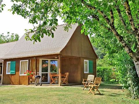 CHALET 5 personnes - Chalet | Classic | 2 Ch. | 4/5 Pers. | Terrasse simple | 1 SDB | Clim. | TV