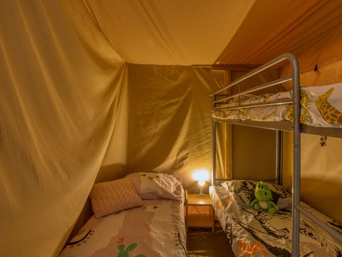 TENTE 5 personnes - Canada sans sanitaires