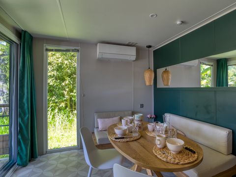 MOBILHOME 4 personnes - Living Premium 28m² (2 ch. 4 pers)
