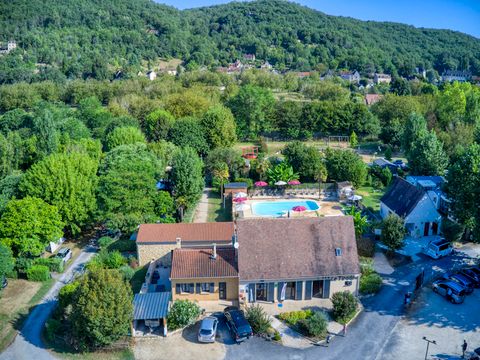 Flower Camping  Le Tiradou Flower Camping  Le Tiradou - Camping Dordogne