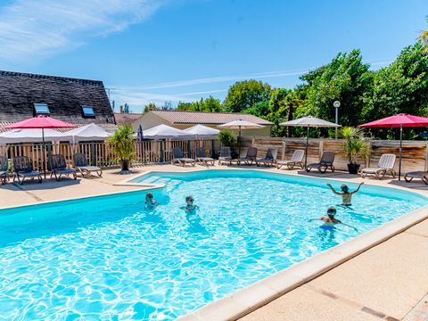 Flower Camping Le Tiradou - Camping Dordogne - Image N°4