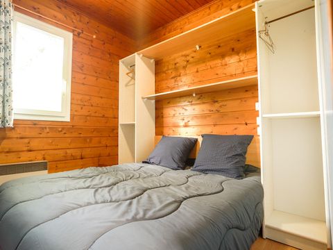 CHALET 5 personnes - Chalet Eden - (2 adultes, 2 enfants, 1 bébé: emplacement pour lit parapluie)