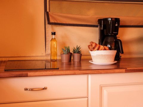 BUNGALOW TOILÉ 4 personnes - Tente Lodge Insolite 2 chambres