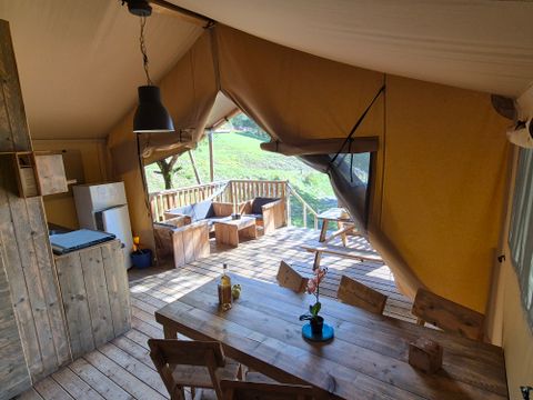 HÉBERGEMENT INSOLITE 6 personnes - TENTE SAFARI 6p