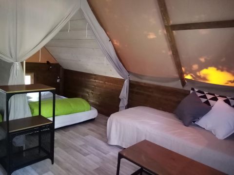 TENTE TOILE ET BOIS 4 personnes - Tente AMAZONE sans sanitaire 4 pers
