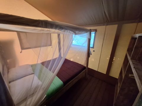 TENTE TOILE ET BOIS 4 personnes - Lodge Woody PMR ( accessible Handicapé) 4 pers