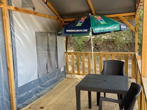 Tente en toile et en bois 6 personnes - Lodgetent, type LG+