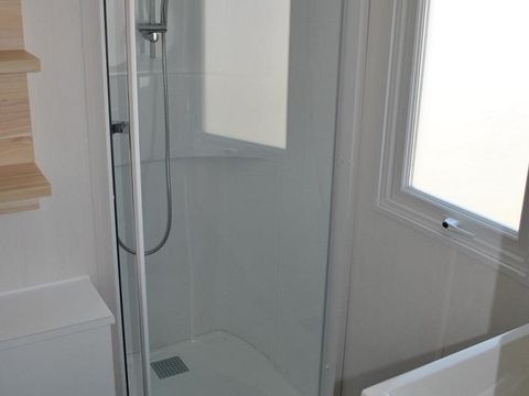 Mobilhome 4 personnes - Mobil-Home PRADAL Confort 32.7m² (2ch 4 pers) - Animaux acceptés 2/4 pers