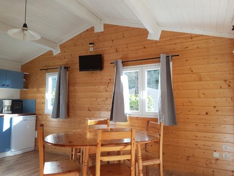 CHALET 5 personnes - Confort - Truyère