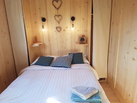HÉBERGEMENT INSOLITE 4 personnes - CABANE Premium MARILHOU - 2 chambres